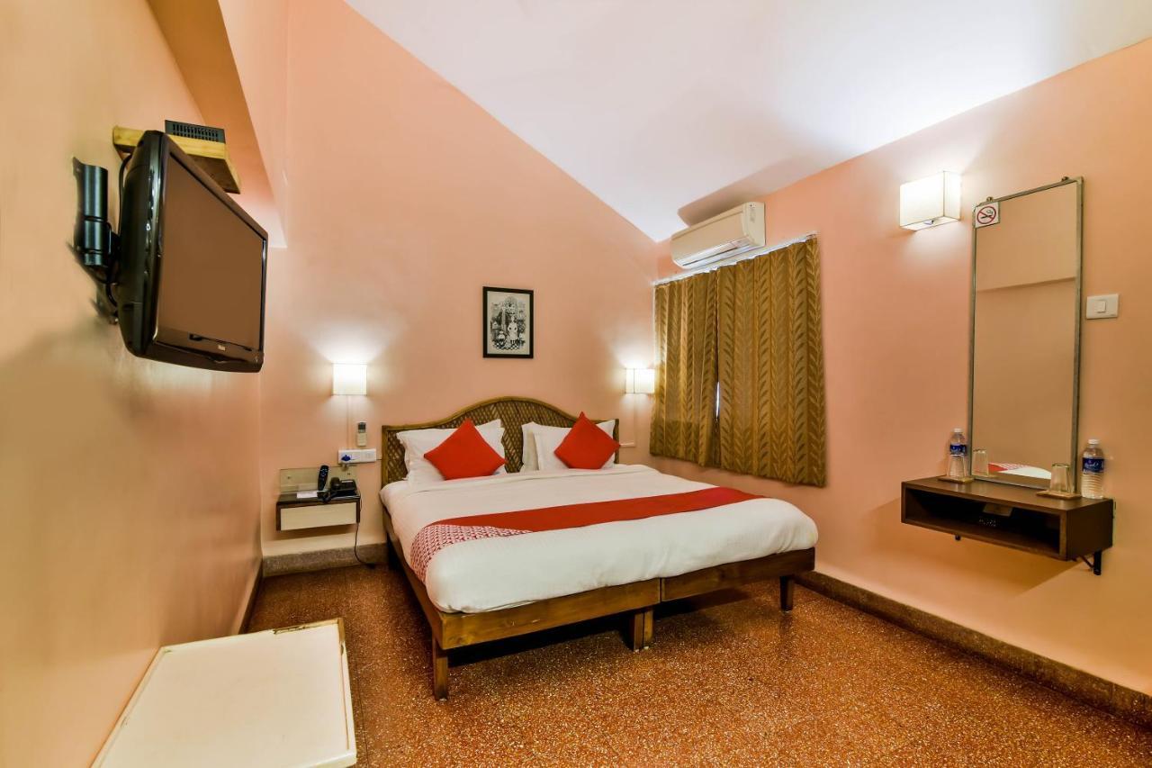 Goa Oyo 807 Hotel Gopika International מראה חיצוני תמונה