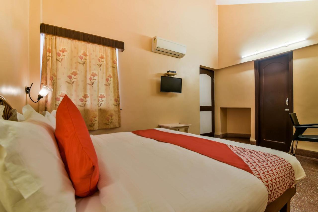 Goa Oyo 807 Hotel Gopika International מראה חיצוני תמונה